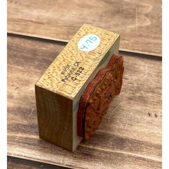 PSX C-522 WINTER MAILBOX HEARTS SNOWFLAKES HOLLY BERRY WOOD MOUNTED RUBBER STAMP - Picture 2 of 3